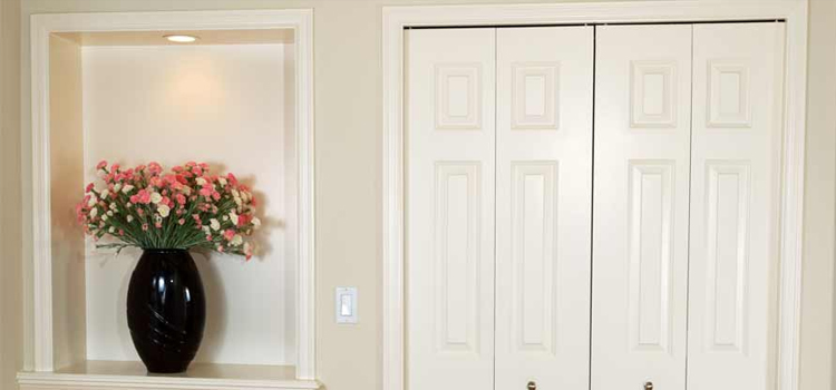 residential closet door repair in Brentwood